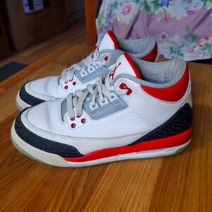 Nike Air Jordan 3 Retro GS 'Fire Red' 2013  398614-120 Youth Size 5.5Y